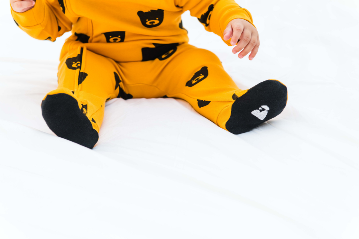 Honey Bear Zip Baby Sleepsuit - Beck & Doodle